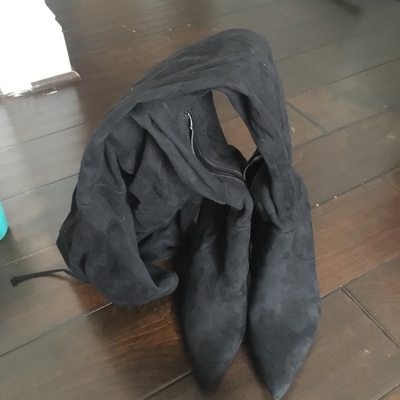 Heeled over the knee boots - Picture 4 of 6